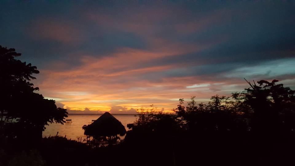 Birdland Beach Club Bolinao Ngoại thất bức ảnh
