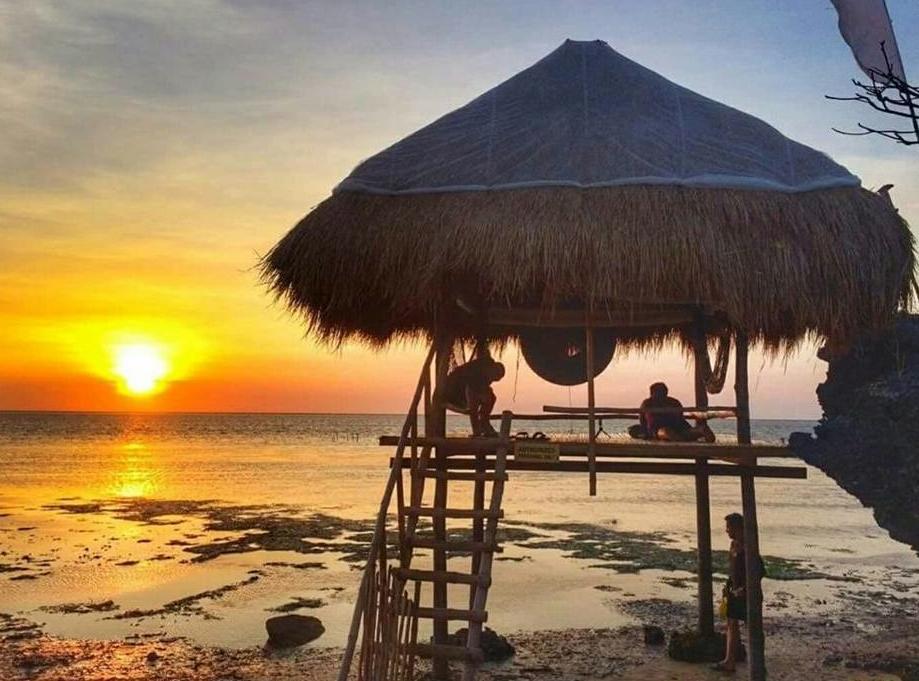 Birdland Beach Club Bolinao Ngoại thất bức ảnh